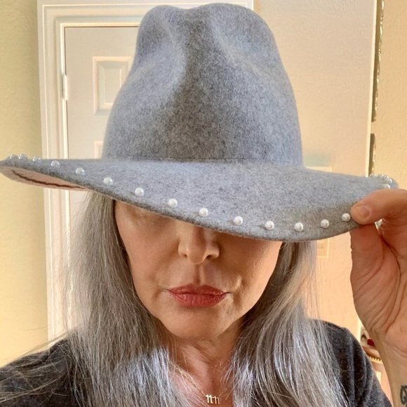 Beautiful Eugenia Kim - Picture 12 of 12